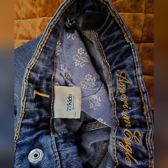 American Eagle Little Girls Bootcut Jeans | Size 7 | Discontinued Kids Line - Picture 3 of 3